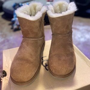 UGG boots mini Bailey bow